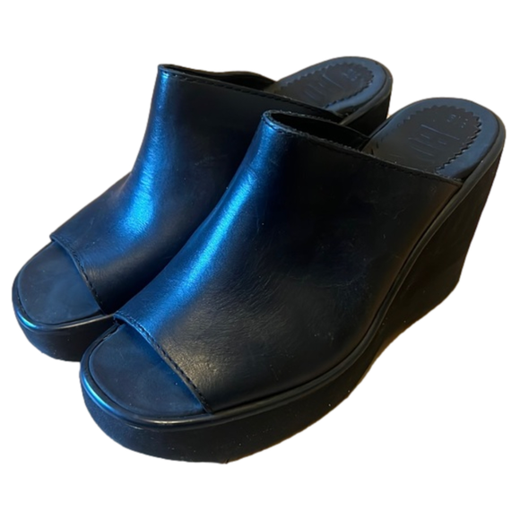 BONGO Shoes - Bongo Y2K Black Chunky Platform Sandals Women's SZ 6.5 Vintage